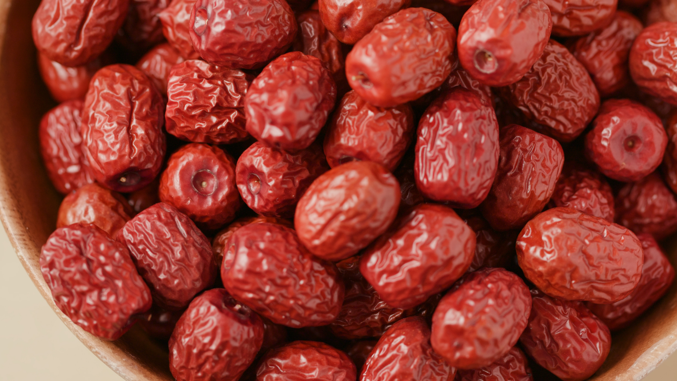 tcm herb red jujube dates in a bowl