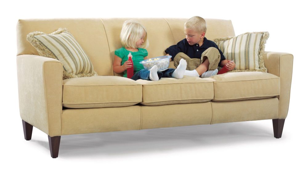 Flexsteel Digby Sofa with children sitting with food. 